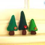 Handmade Felt Tree Magnets ..